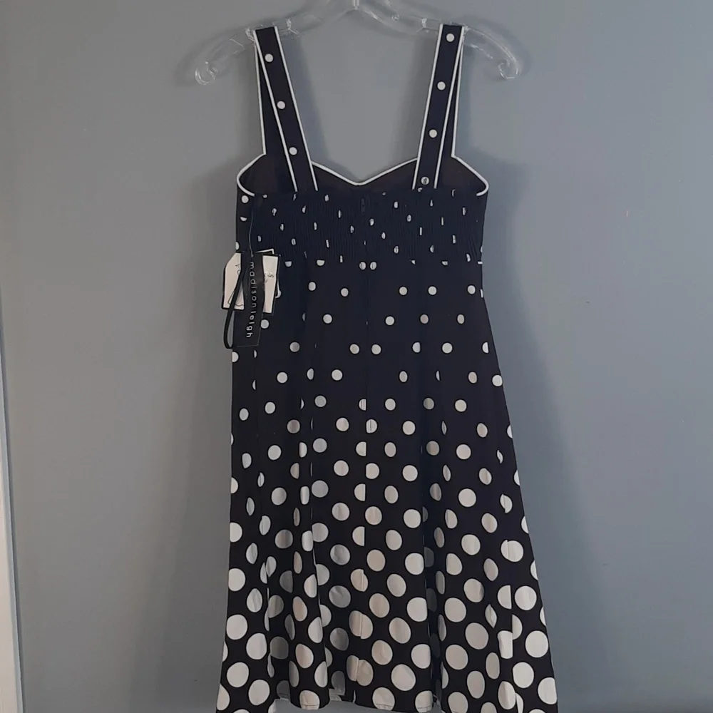 * Madison Leigh Dress ~ Size 4P - Picture 4 of 4